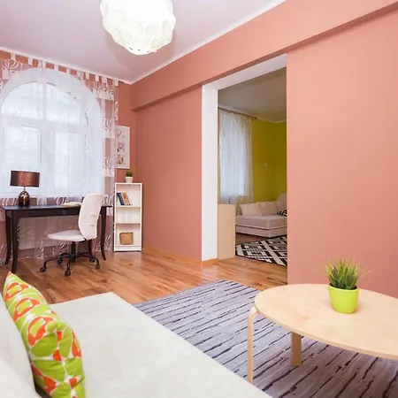 Bogdanovicha 27 Apartament